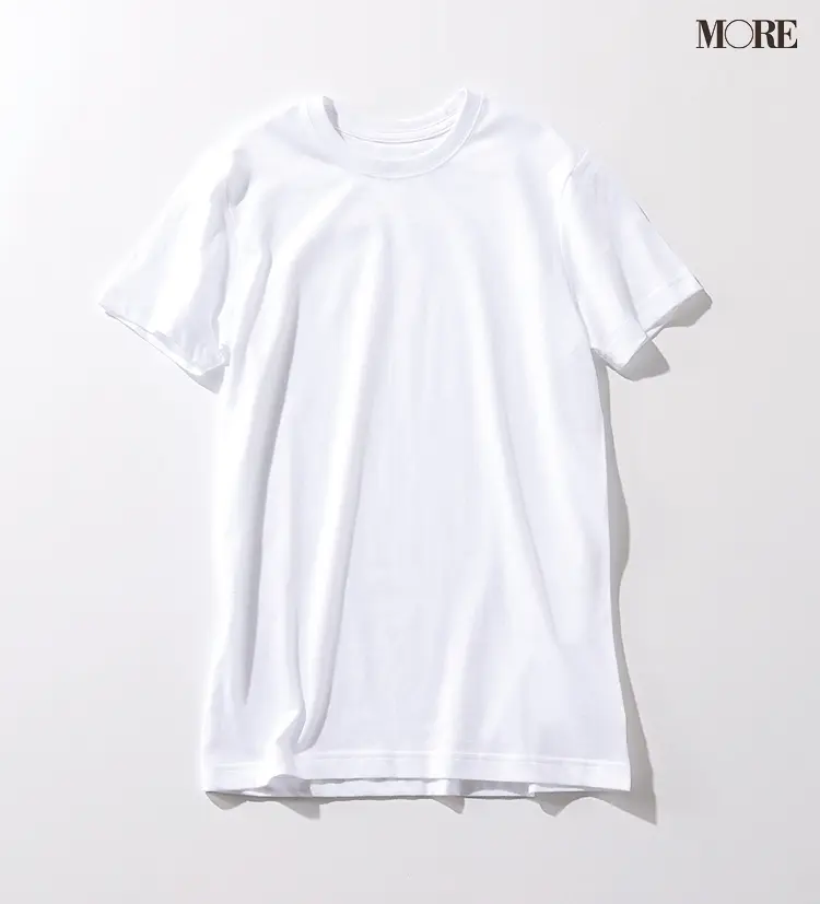体がきれいに見える無印良品の白T