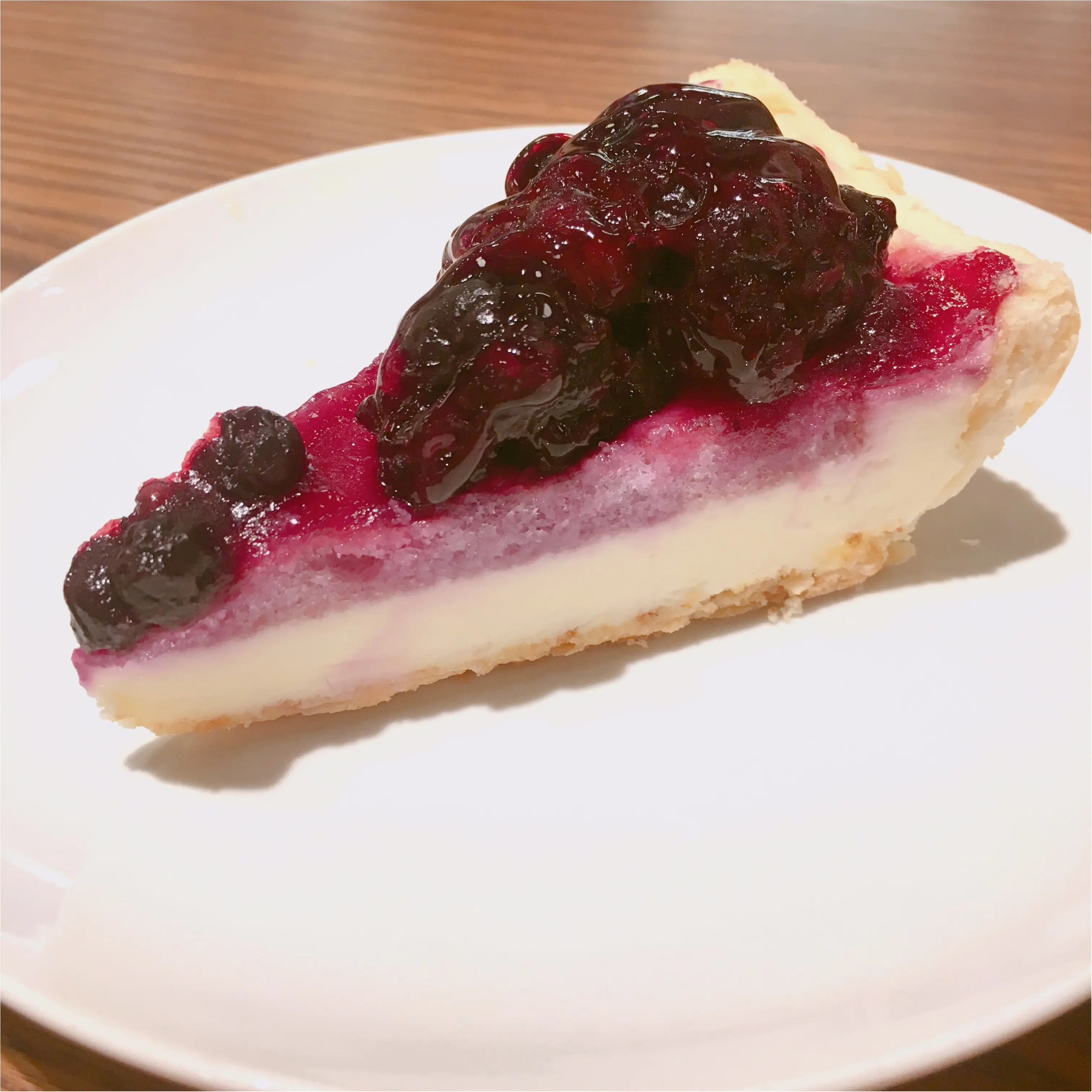 【STAR BUCKS】夏のおすすめスイーツ♡爽やかで甘酸っぱい、ブルーベリーレアチーズパイ ♡_2