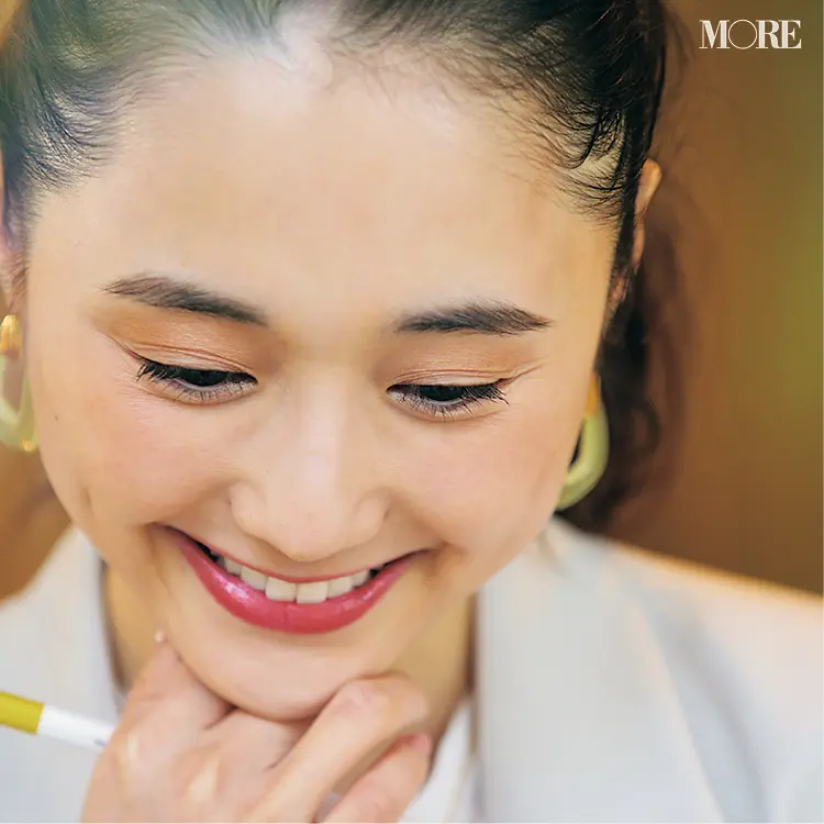 GUのリップスティックを塗った鈴木友菜