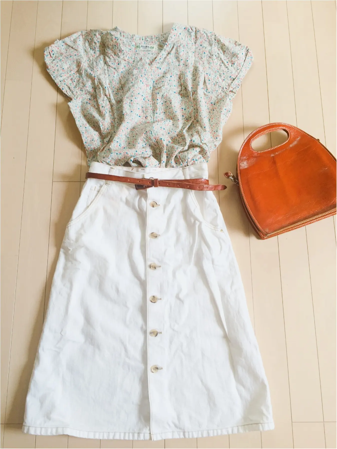…ஐ ガーリー夏ファッションで暑さを乗り切ろう♡リバティ柄シャツ×白デニムスカート ஐ¨_1