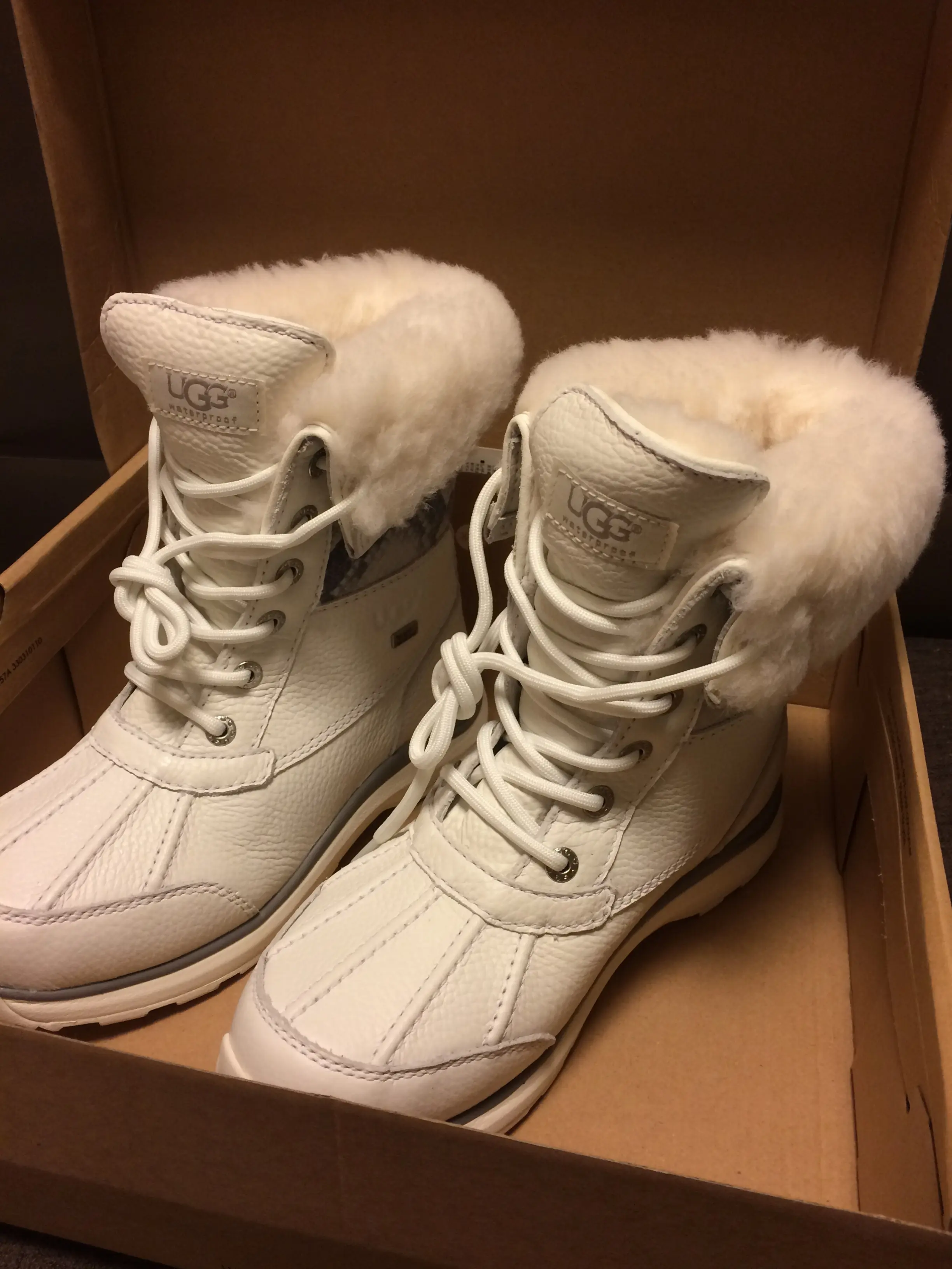 uggの新作ブーツ これで雪道もへっちゃら!_2