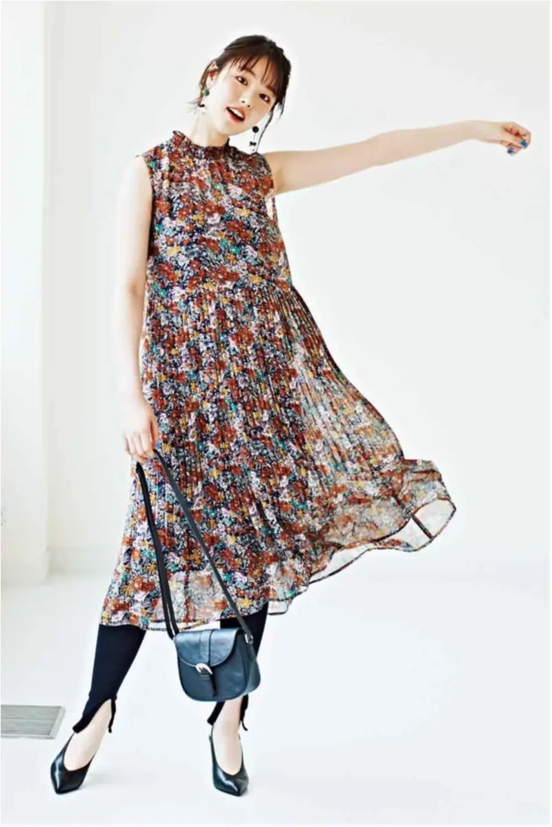 秋に着たい 甘すぎない花柄コーデ 9選 18年版 ファッション ファッション コーディネート 代 Daily More