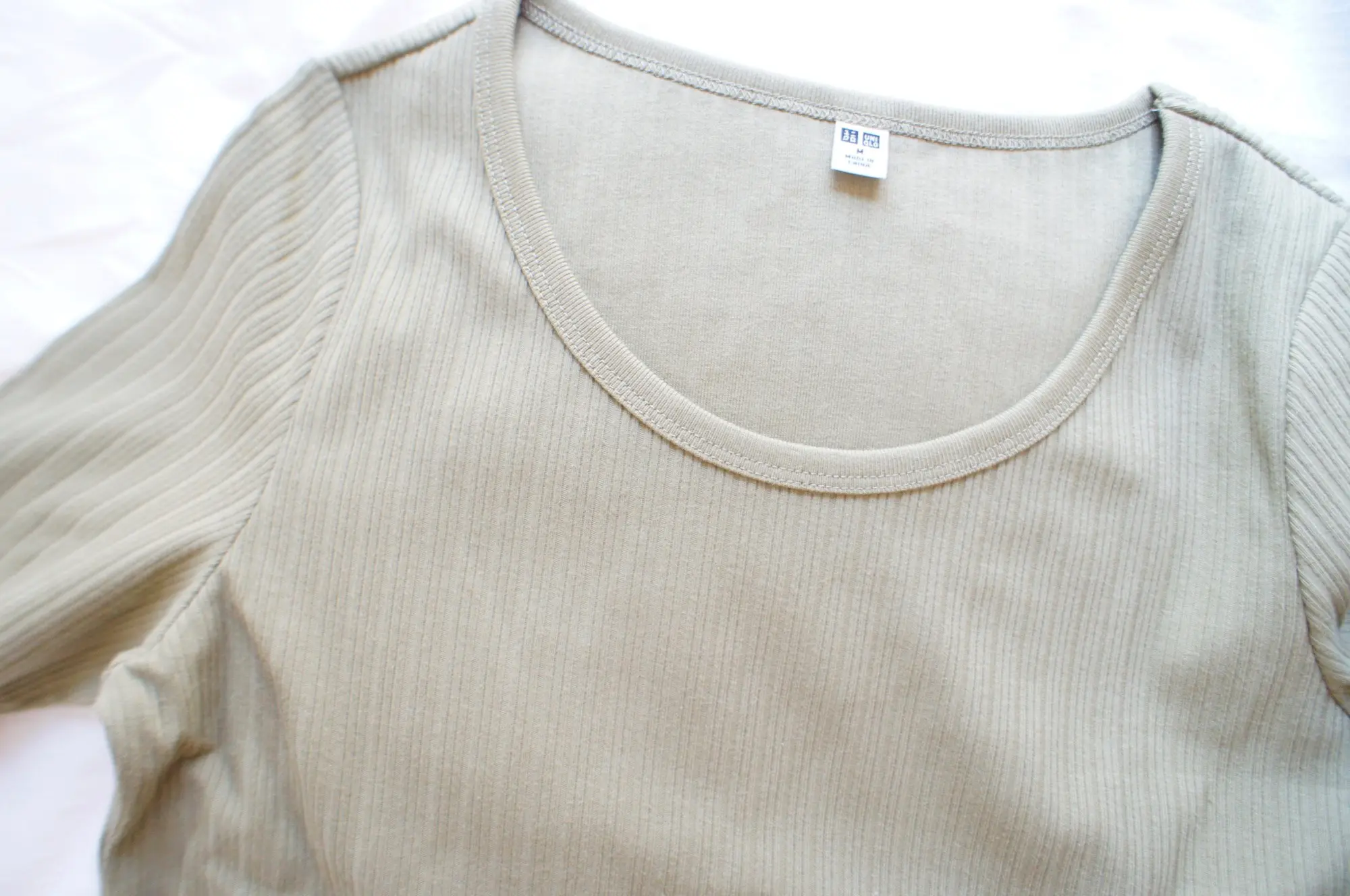 《まさかの¥500+税❤️》【UNIQLO】値下げアイテムで見つけた細見えトップス☻_3