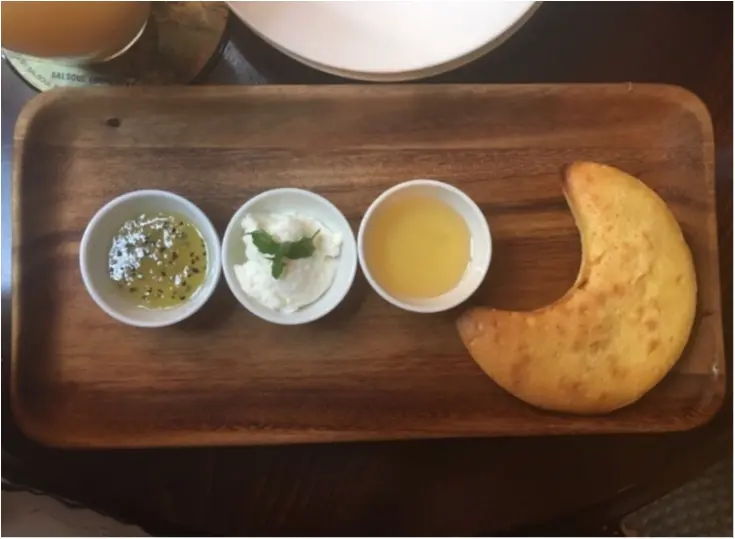 【銀座グルメ】画材屋さんの隠れ家スイーツ?!月光荘監修のカフェ『月のはなれ』で楽しむ『お月様のレモンケーキ』♡_6