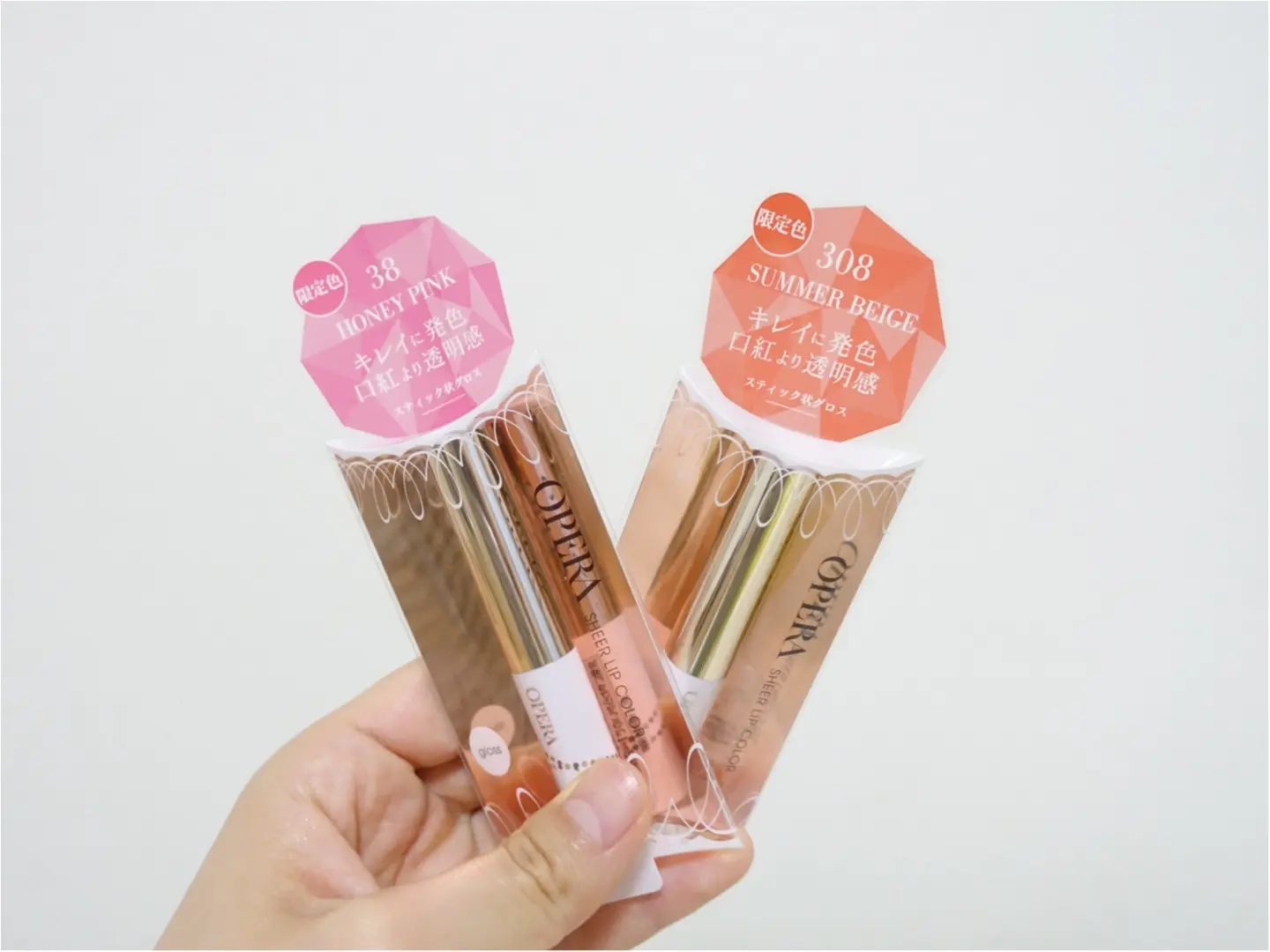【限定色】オンにもオフにも使えちゃう《OPERA》のスティック状グロス♡_1