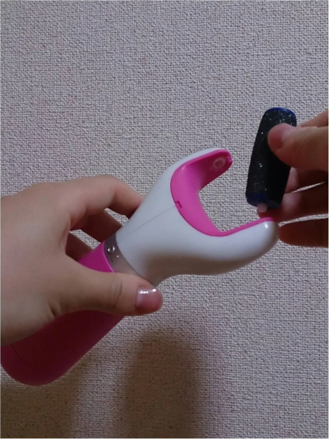 【かかとケア】えっ、そのかかとでサンダル?! まだ間に合う!話題のグッズで魅惑のちゅるすべかかとに♡_4