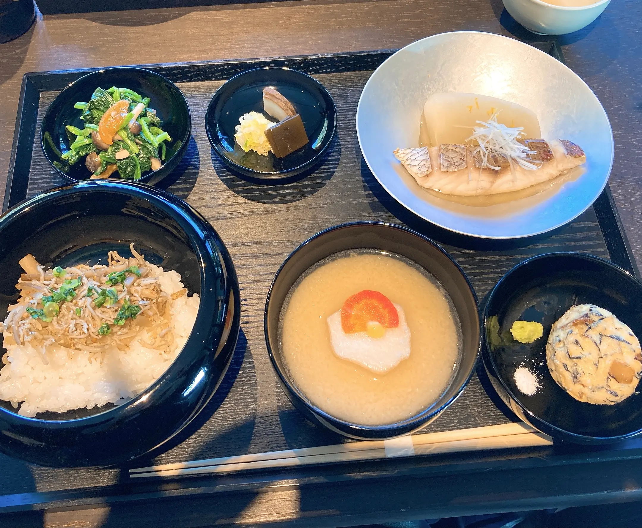 06e09d254a3dbe97ea541c762f7f03 Jpg