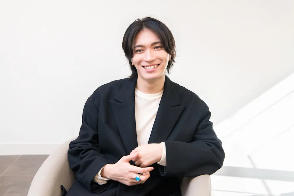 【松下優也さんインタビュー】音楽劇「ロード・エルメロイⅡ世の事件簿 -case.剥離城アドラ-」は、原作を読んでから観てほしい、その理由とは?_3