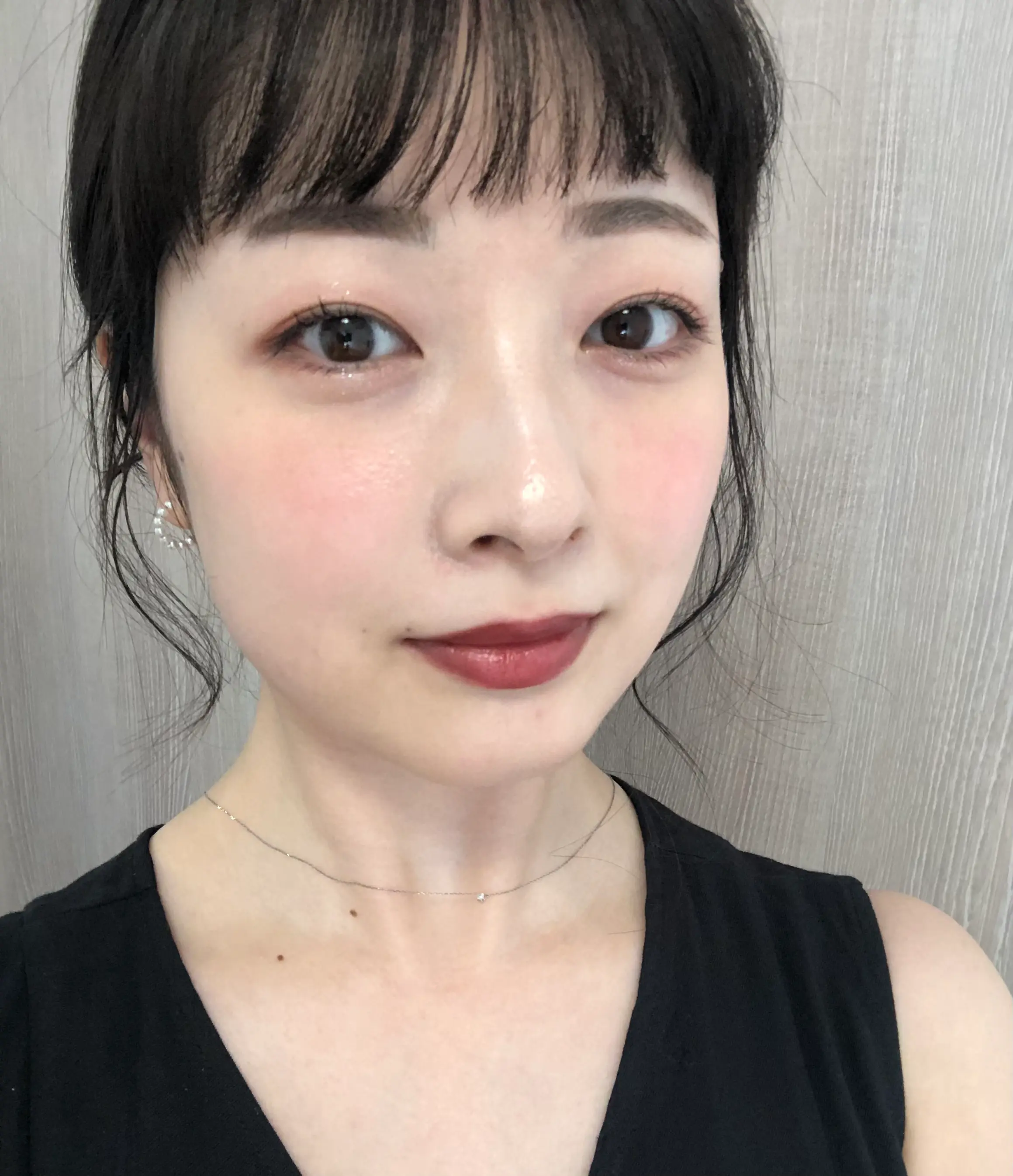 肌が白く見える♡夏も使える【ブラウンリップ】で女性らしい印象に!_2