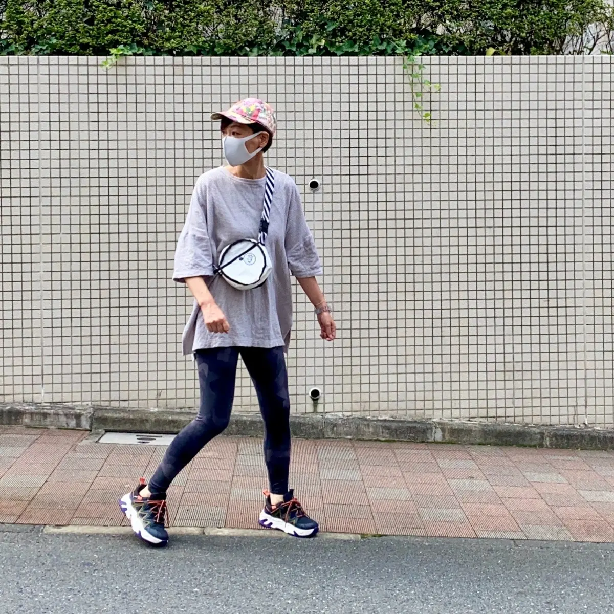 ユニクロのレギンスコーディネート