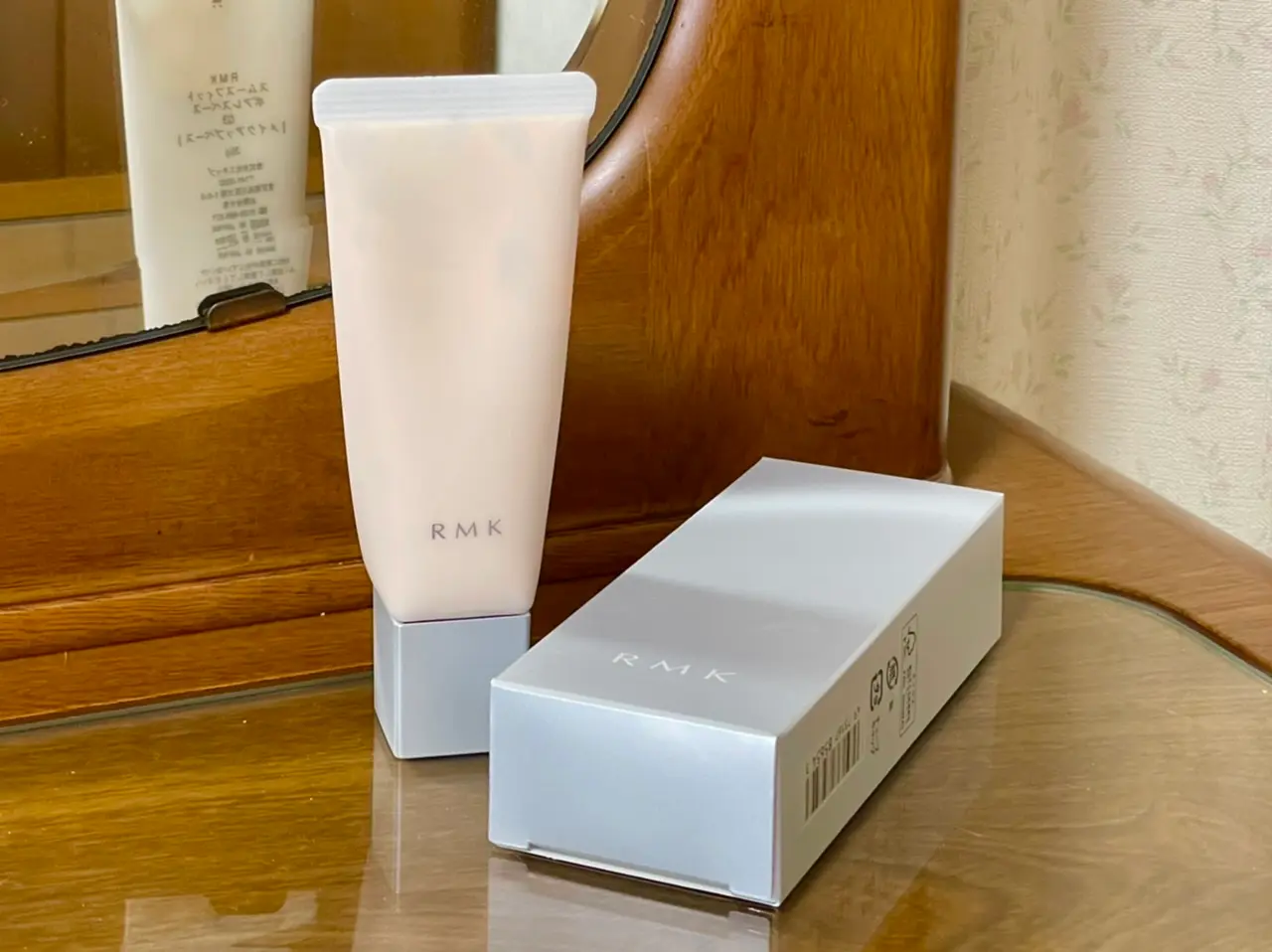 RMK スムースフィット ポアレスベース