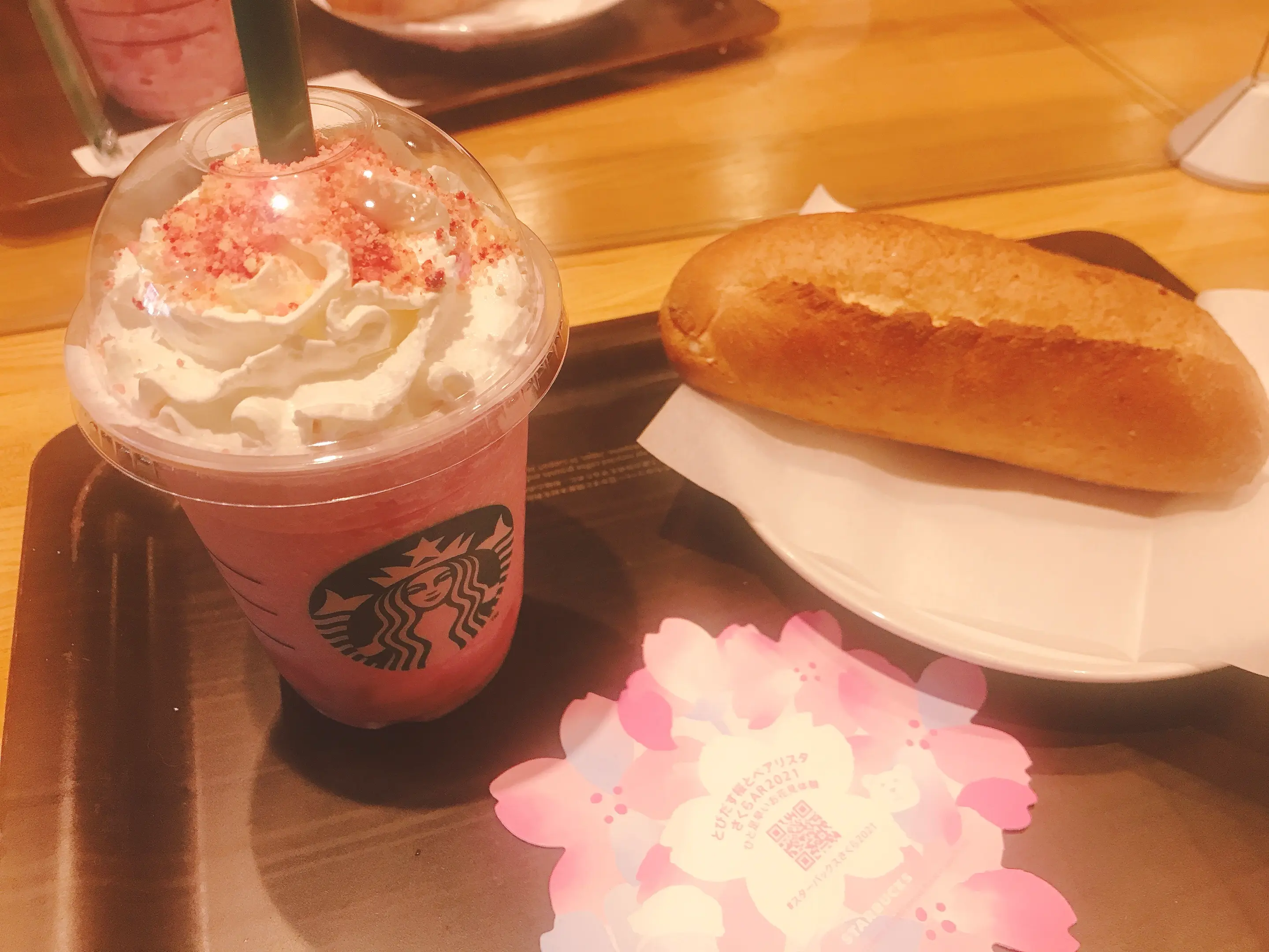 【スタバのさくら第2段】ピンクが可愛い♡ さくら咲いた ベリー フラペチーノ✿✿✿_4