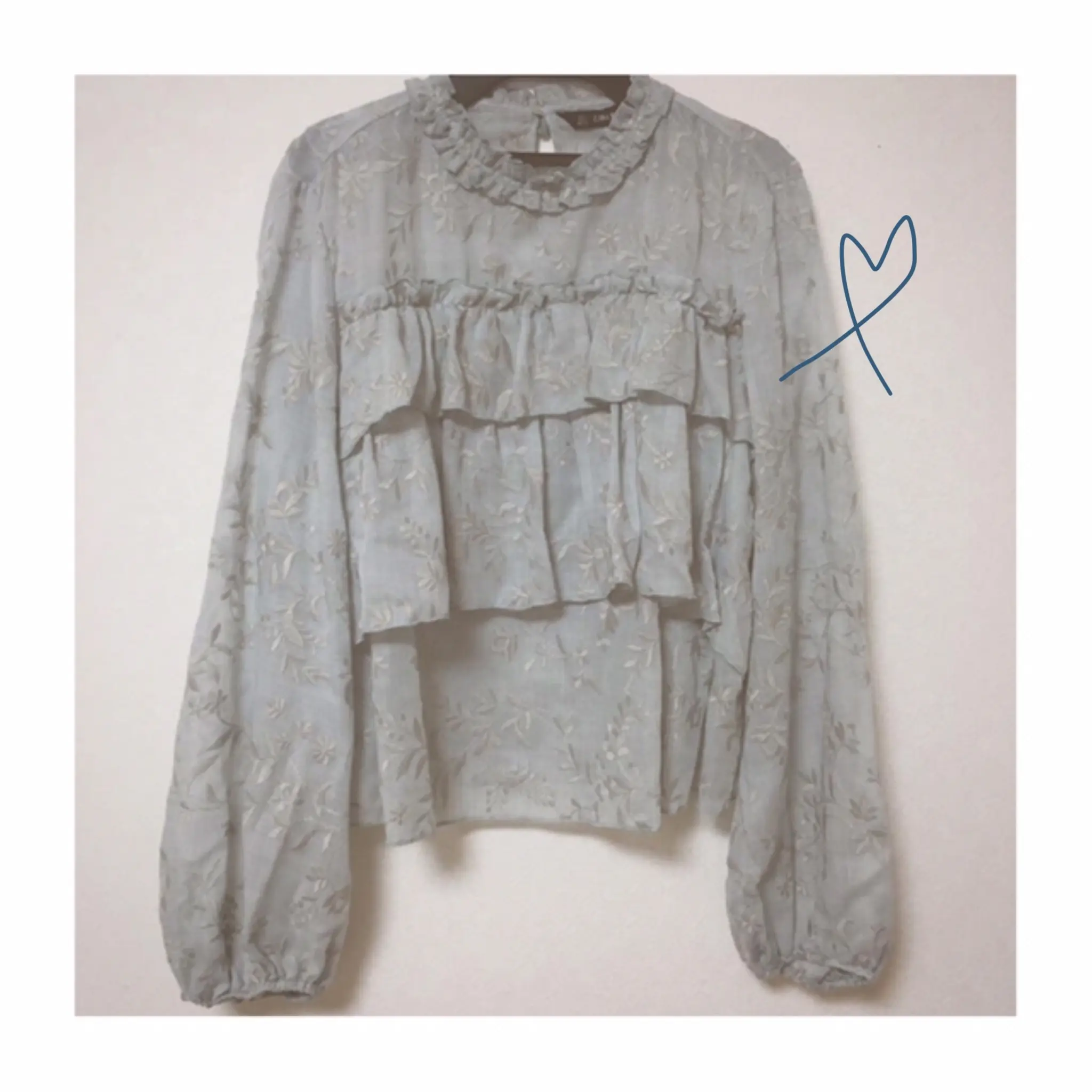 《#ザラジョ おすすめ❤️》【ZARA】でひとめボレした袖コンシャスなフリルブラウスがかわいすぎる!_1