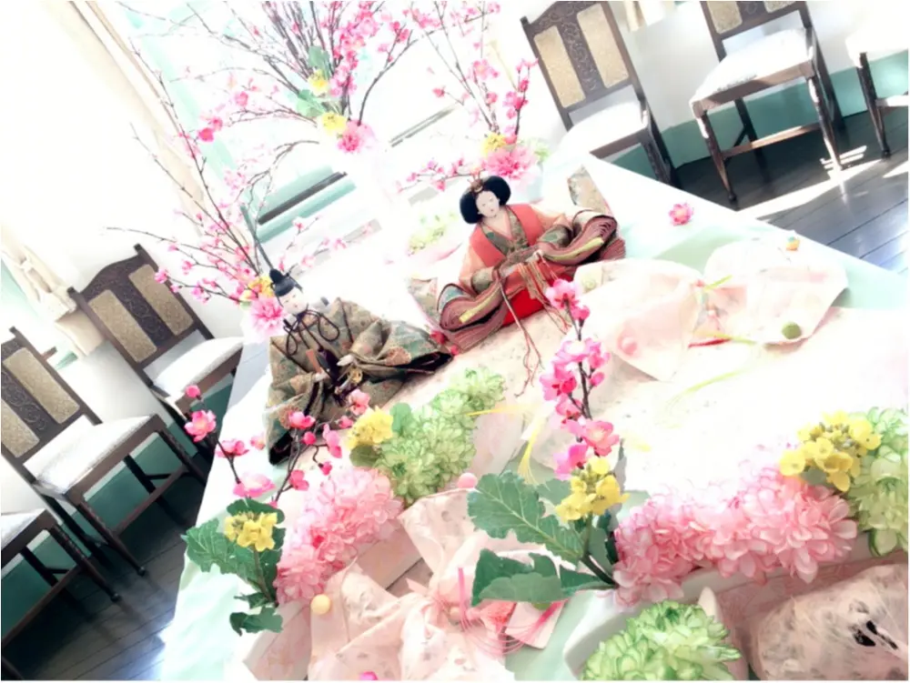 明日はひな祭り♡おひなさまとお花のコラボレーションが秀逸すぎる♡_1