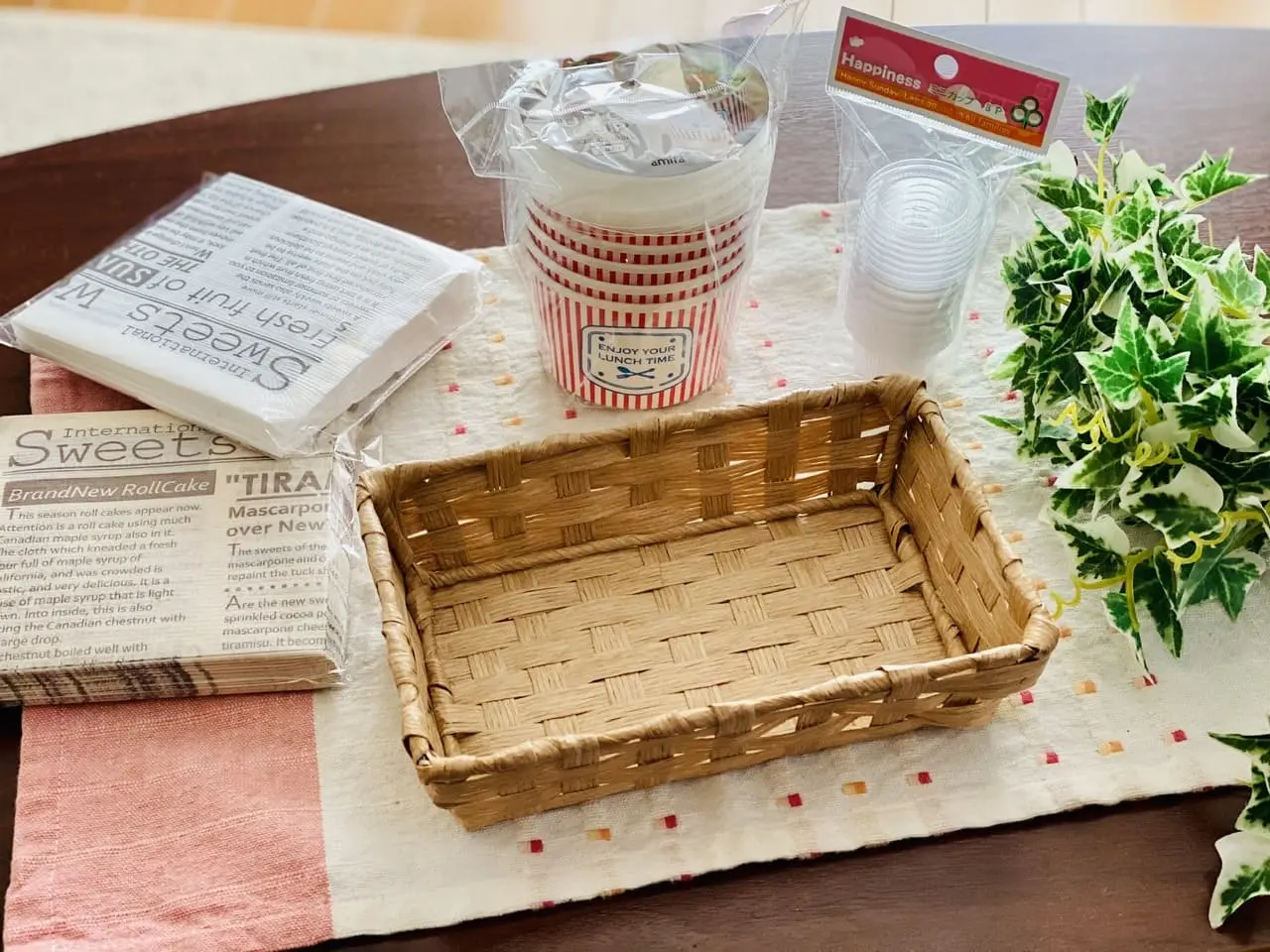 盛り付けに使用した100均アイテム