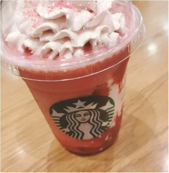 【スタバ新作】#ストロベリーベリーマッチフラペチーノ に◯◯追加でスイートな“いちごみるく風”に大変身♡_3