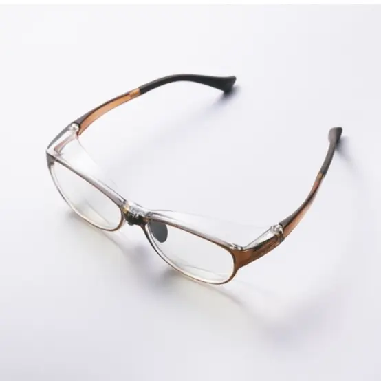 花粉症の人におすすめなパリミキのメガネ