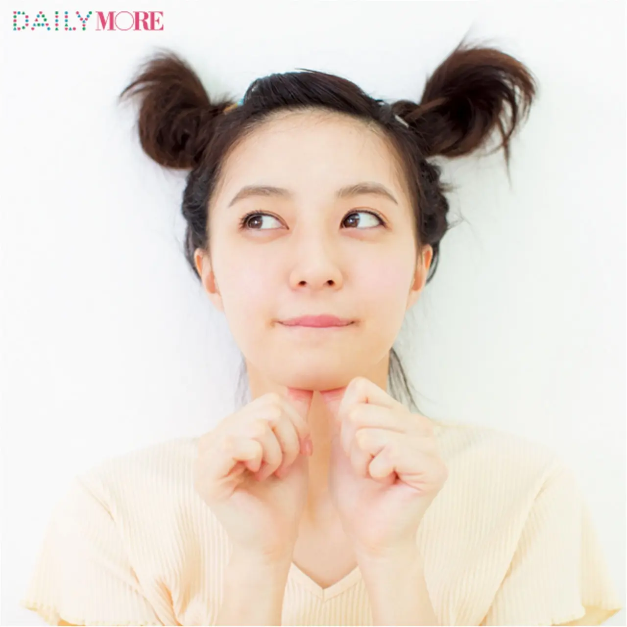 美肌だけ? いやいや小顔にも効くんです!! 美容家・小林ひろ美さんが教える「運命を変える乳液の塗り方」3選_4