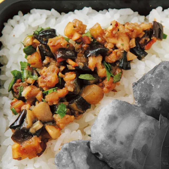 つくりおきにぴったり! 美味しすぎる鶏そぼろ弁当_3