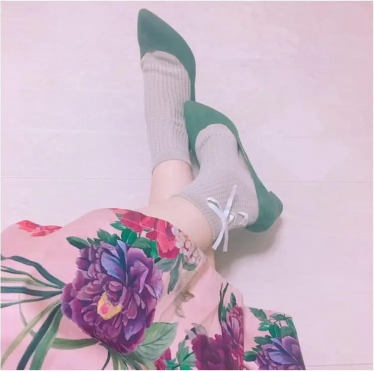 《いま、ザラ(ZARA)女が増えているっ♡!》今年初の春物は売り切れ続出のお花咲きめくミモレスカート♡!_5