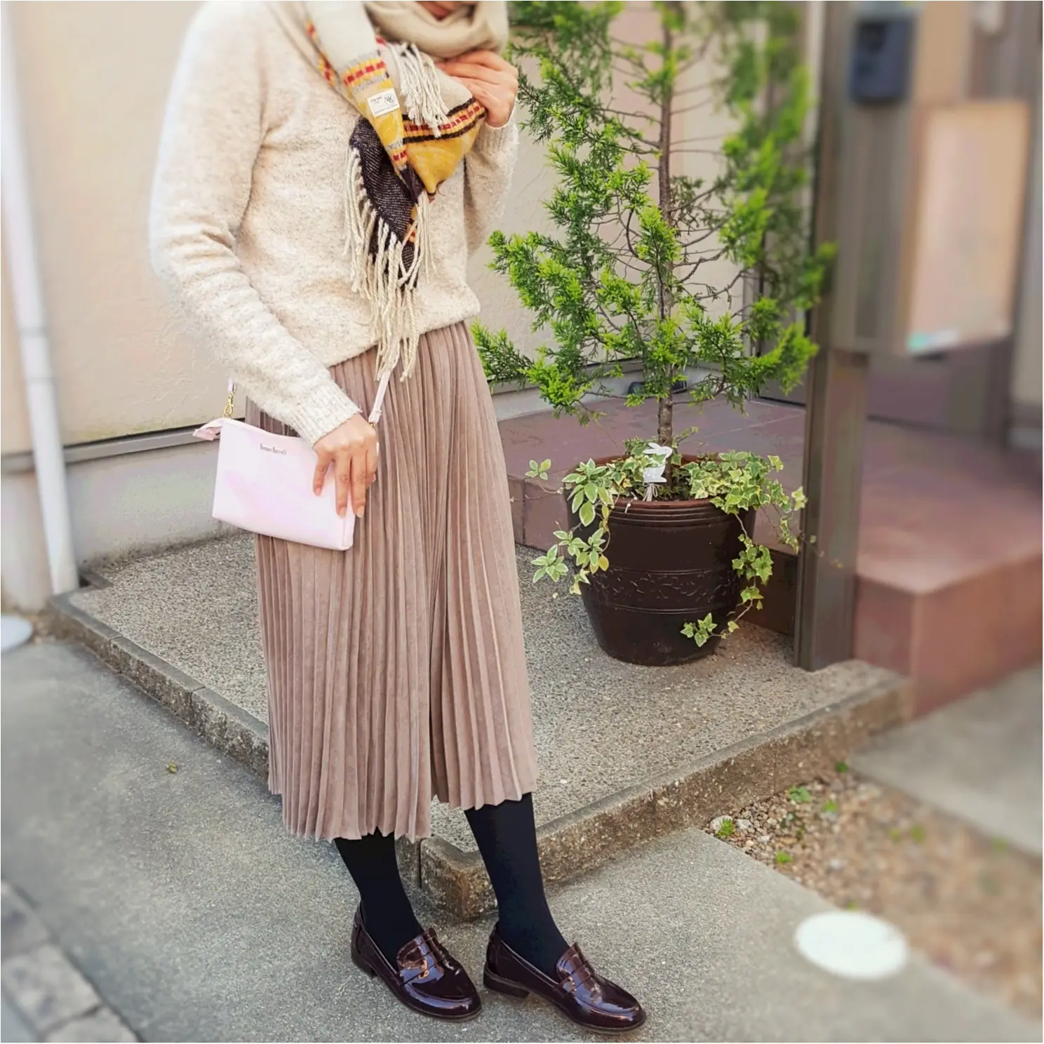 秋冬の注目・定番!ボルドー色を取り入れやすいのは、ここでした。。_3