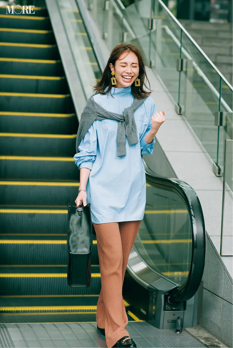 連載最終回! 仕事と恋愛、それぞれのハッピーエンド♡ パンツ派巴瑞季・スカート派りな「秋ボトムに何合わせてく?」着回し30日目_2