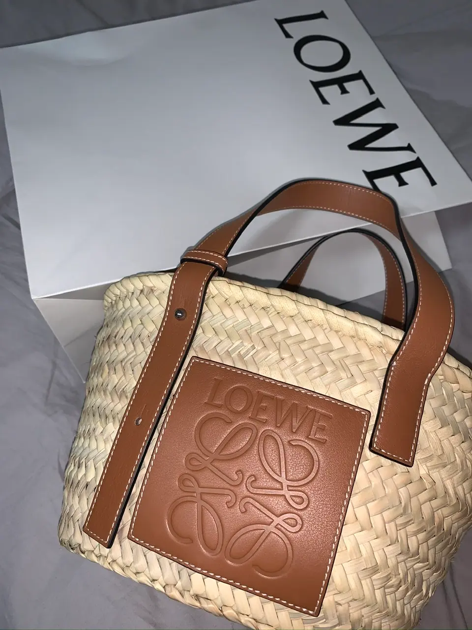 【LOEWE】かごバックを持つだけ!高見えコーデ特集vol.1_1