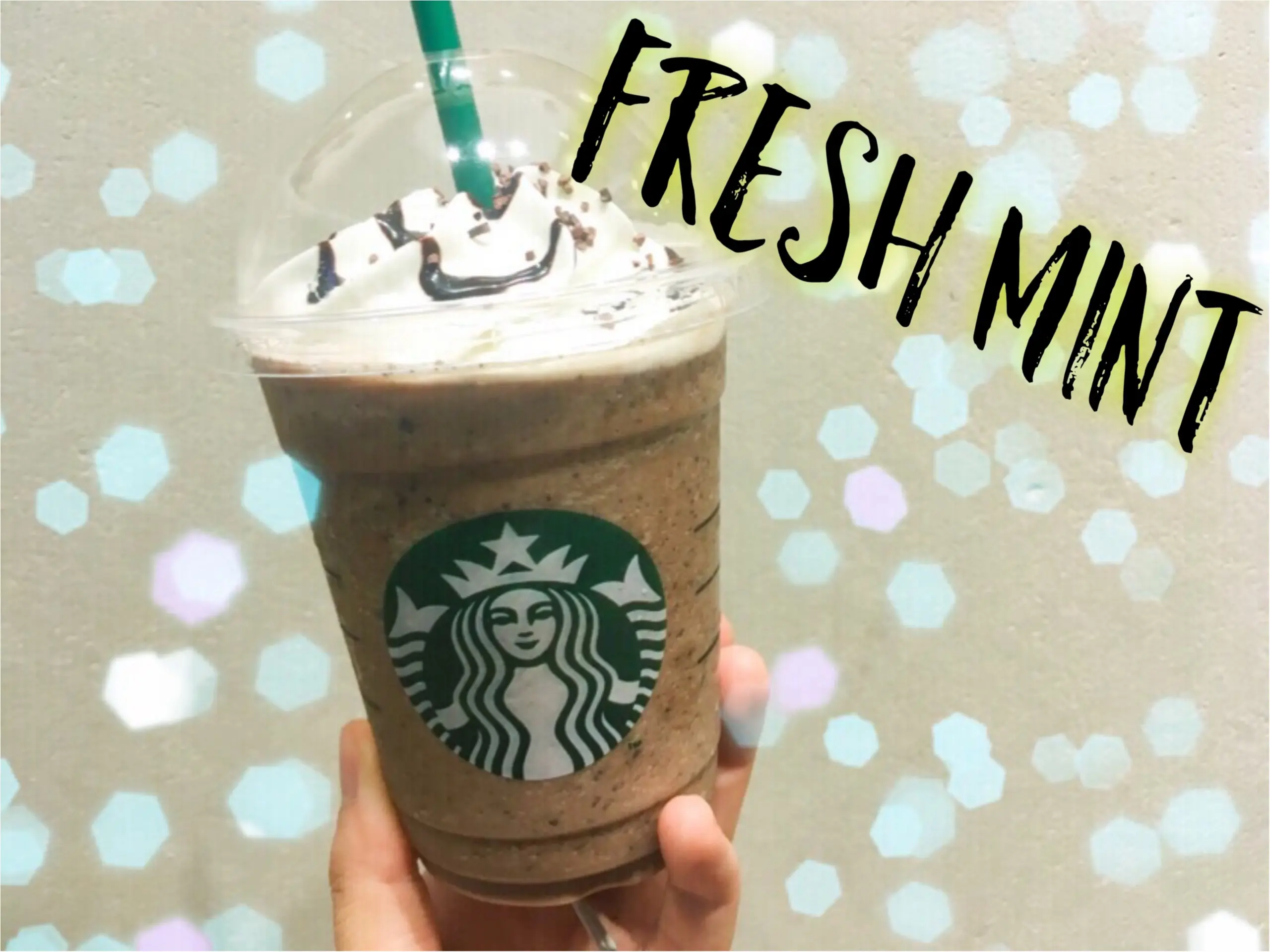 【スタバ速報▶︎▶︎六本木ヒルズ限定】爽やかさが止まらない! チョコミント党が見逃せない『ミンティー チョコレート ティー フラペチーノ』が登場★_1