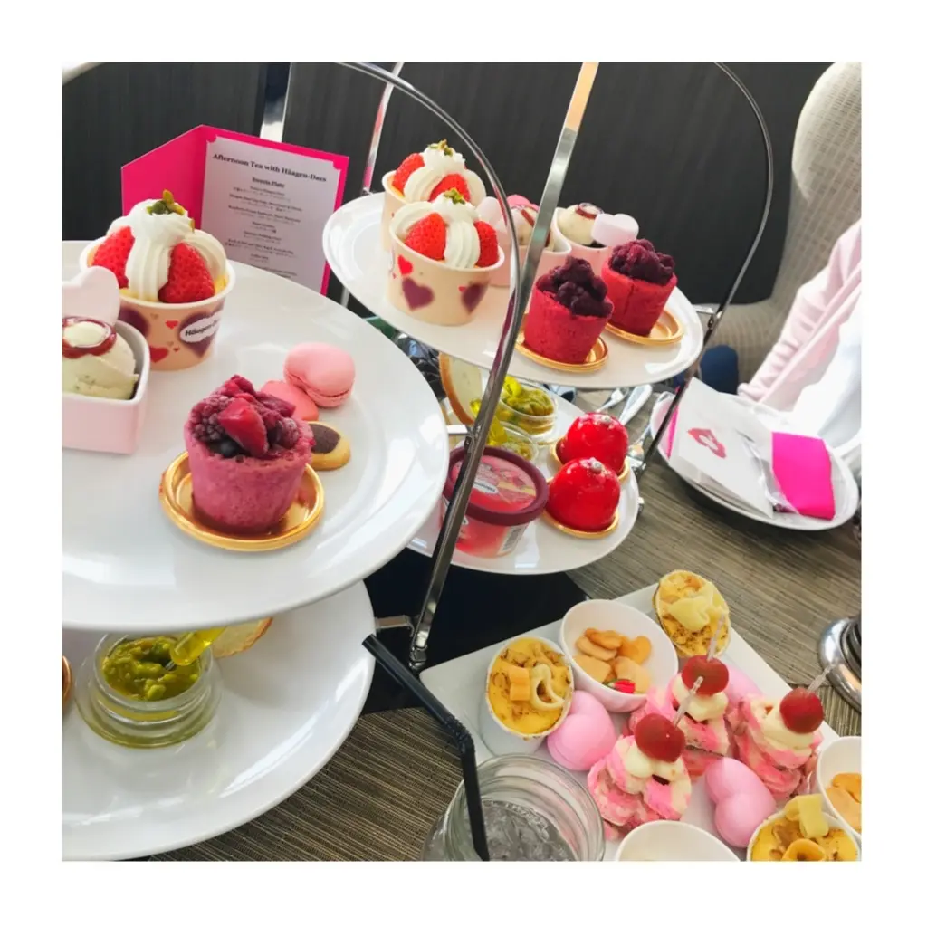 《マリオット東京とハーゲンダッツのコラボアフタヌーンティーが激かわ♡♡》ピンクの世界に思わずうっとり!!_4