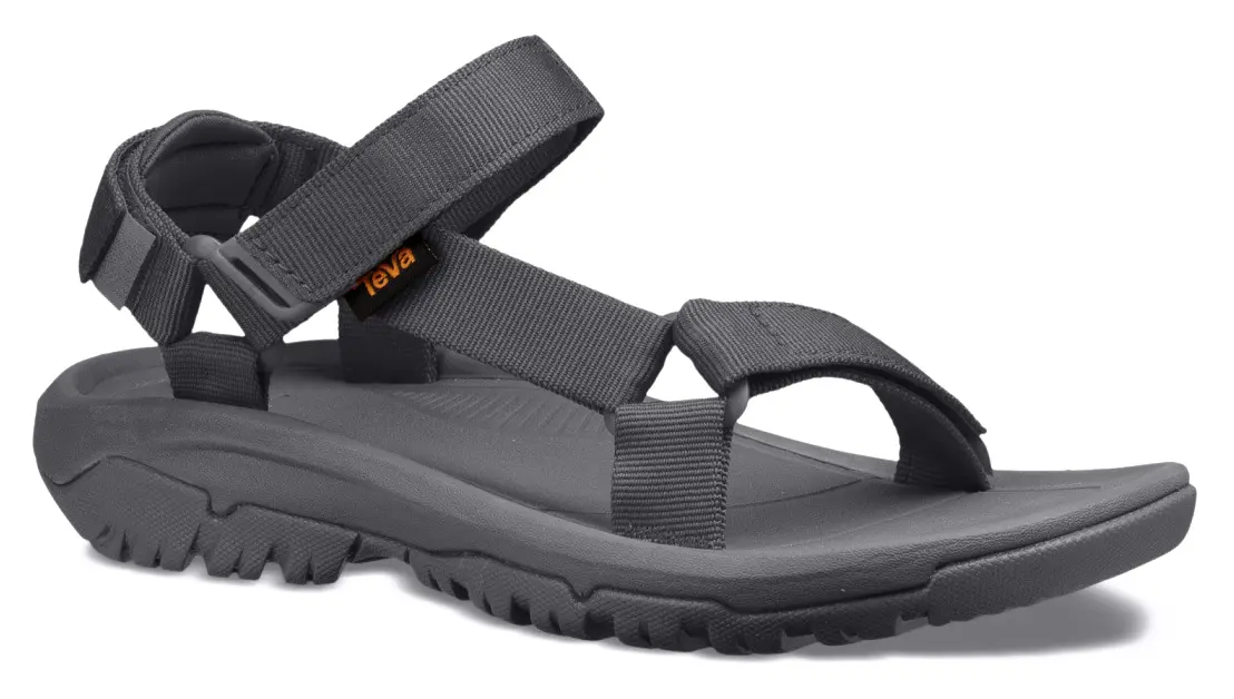 今すぐはける『Teva』の秋サンダルをコーデにおひとつ。_4