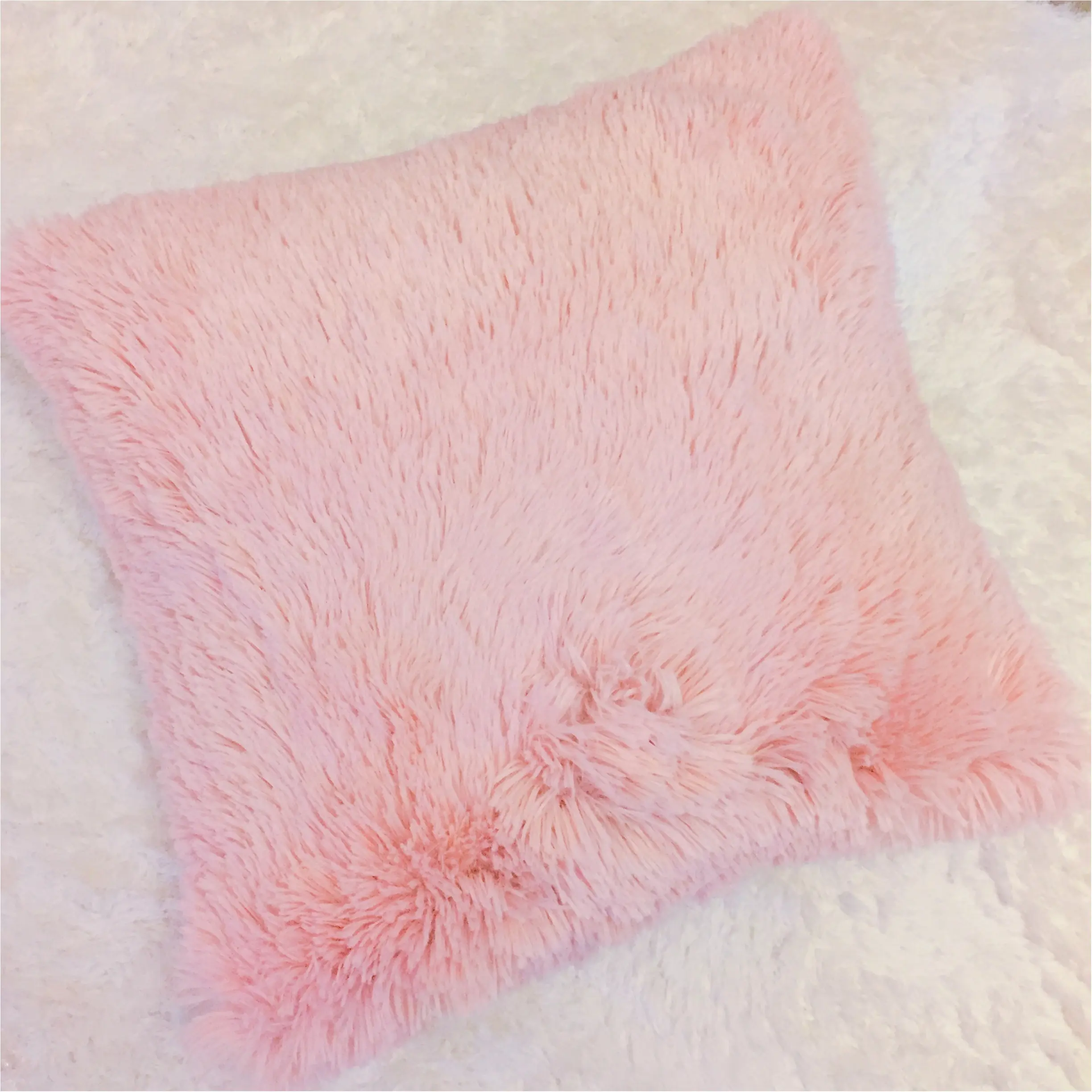 【3COINS】ファーグッズが豊富!マフラーとクッションカバーを¥300でGETしました♡_4