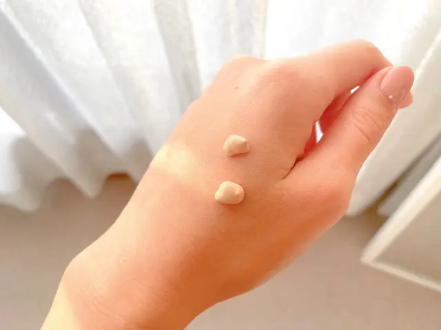 平日メイクは【ファンデーション無し】すっぴんの調子よくなった◎!!_2