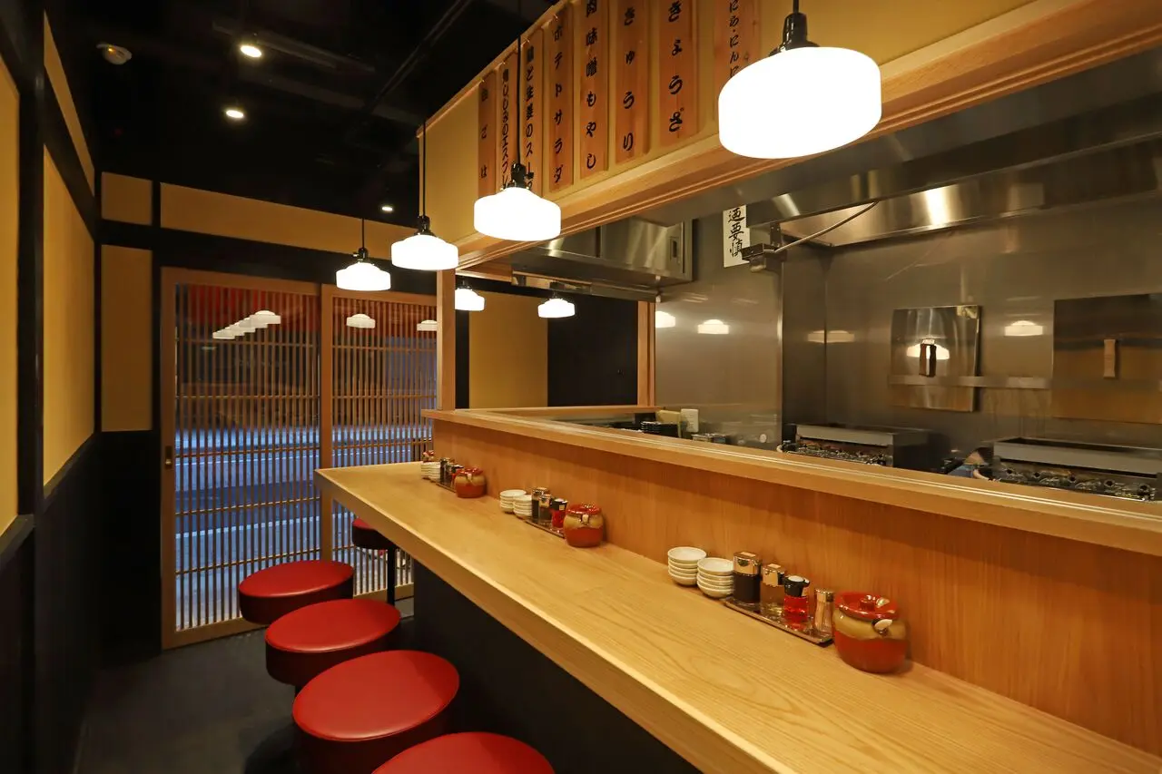 ミシュランガイドに3年連続掲載!! 大人気餃子専門店「ぎょうざ歩兵」が銀座に本日open!_4