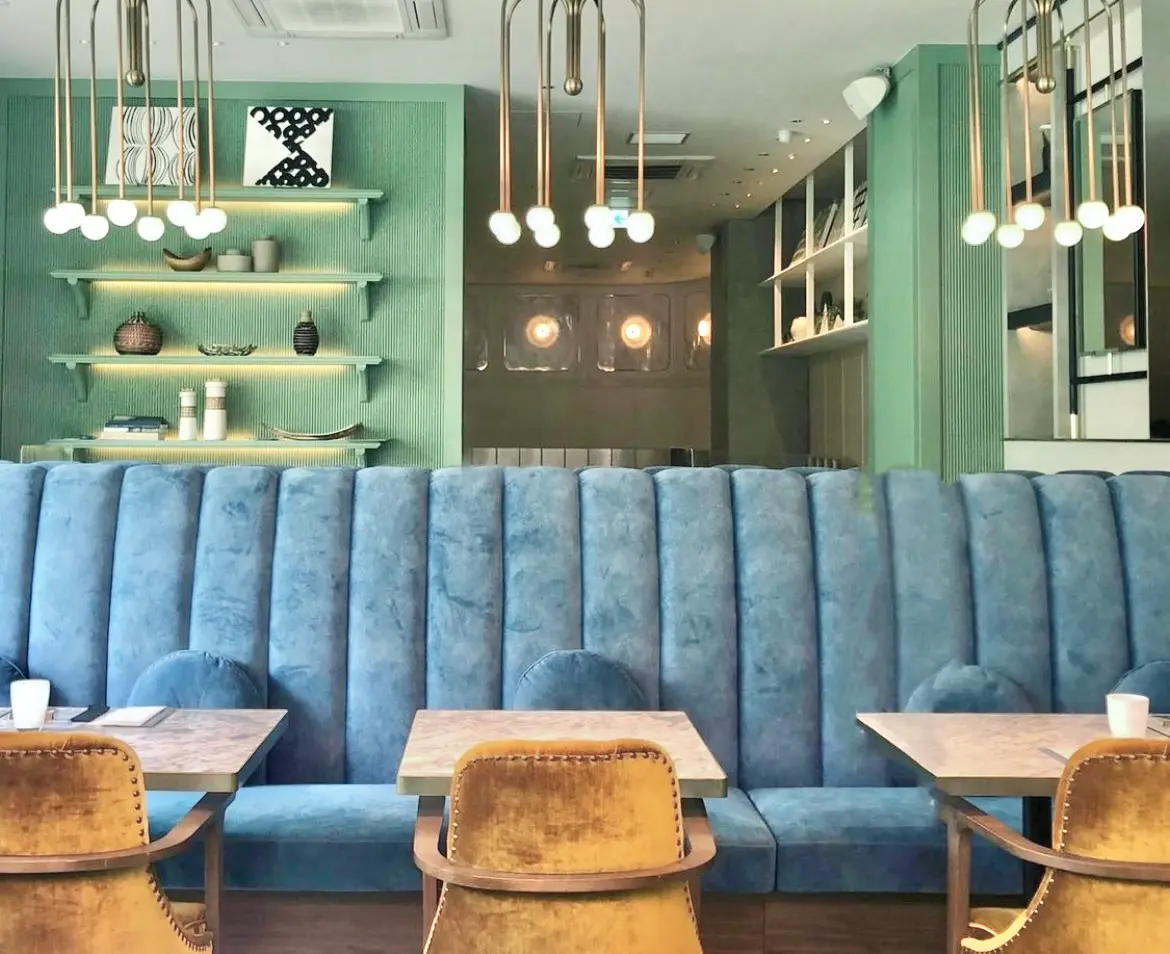 表参道ランチ 超穴場 土日でもゆったりレストラン Happy Plus ハピプラ