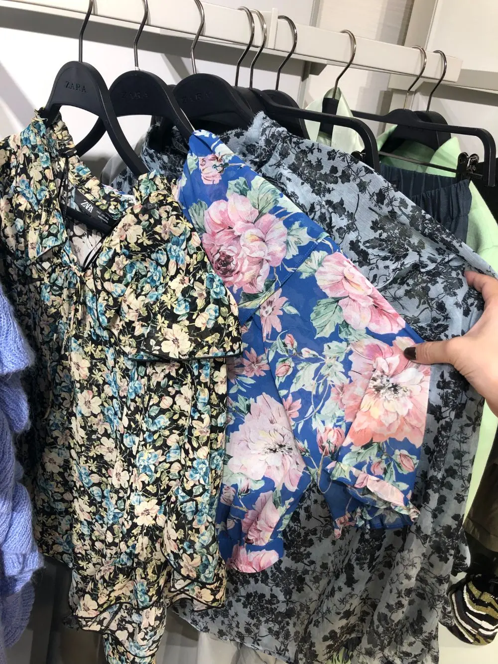 『ZARA』の秋冬はロマンティック&スパイシー☆ 展示会で見つけたバッグやアクセ、シューズに大注目! 記事Photo Gallery_1_7
