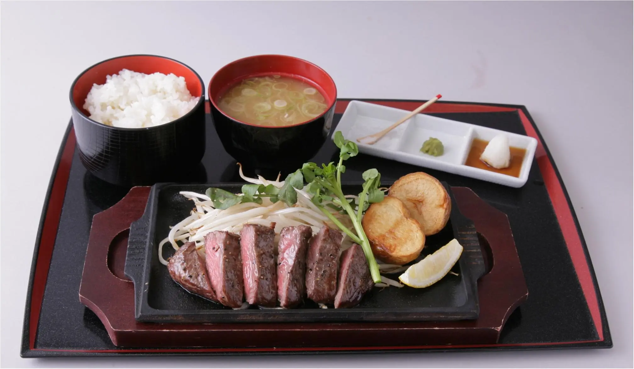 あの『築地銀だこ』がプロデュース☆ 『熟成肉お好み焼き 囲 Kakomu』が赤坂に誕生!_2