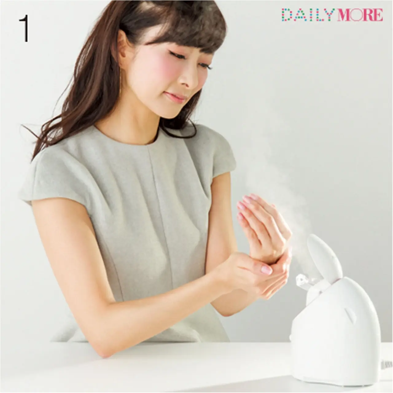 甘皮や角質もケアして うるふわハンドに 美容家 石井美保さんの オンナ度上げるハンドケア術 ビューティ コスメ メイク ヘア ダイエット Daily More