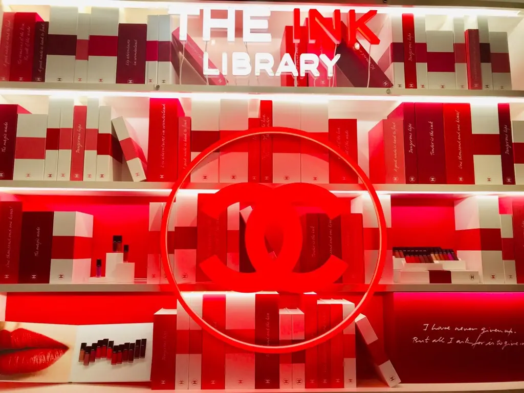 Chanel まるで図書館 The Ink Library で新作リップをお試し 嬉しいお土産付 Moreインフルエンサーズブログ Daily More