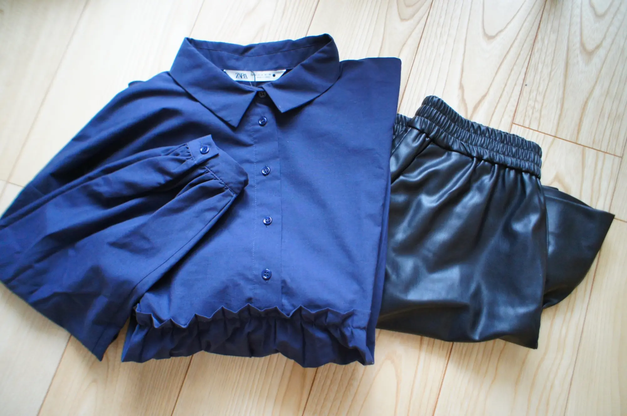 《#ザラジョ 必見❤️》今季マストバイ!な【ZARA】のボリューム袖ブラウス☻_3
