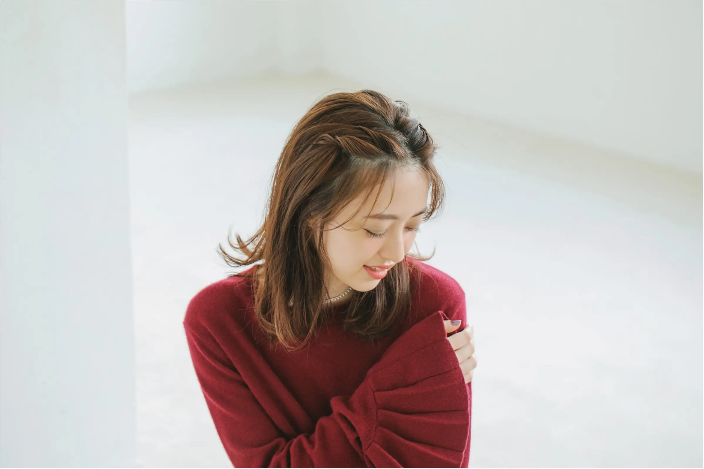 簡単でおしゃれなヘアアレンジ・髪型カタログ | セミロング2