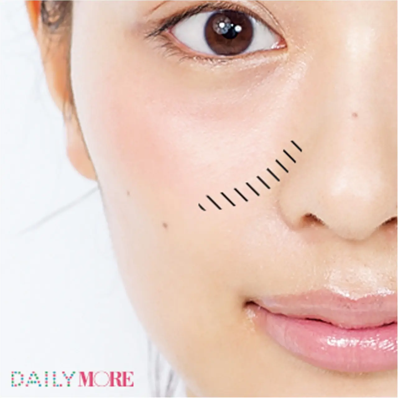 おどろきの小顔に ヘア メイク小田切ヒロの 別人級セルフコルギ ほお えら編 ビューティ コスメ メイク ヘア ダイエット Daily More