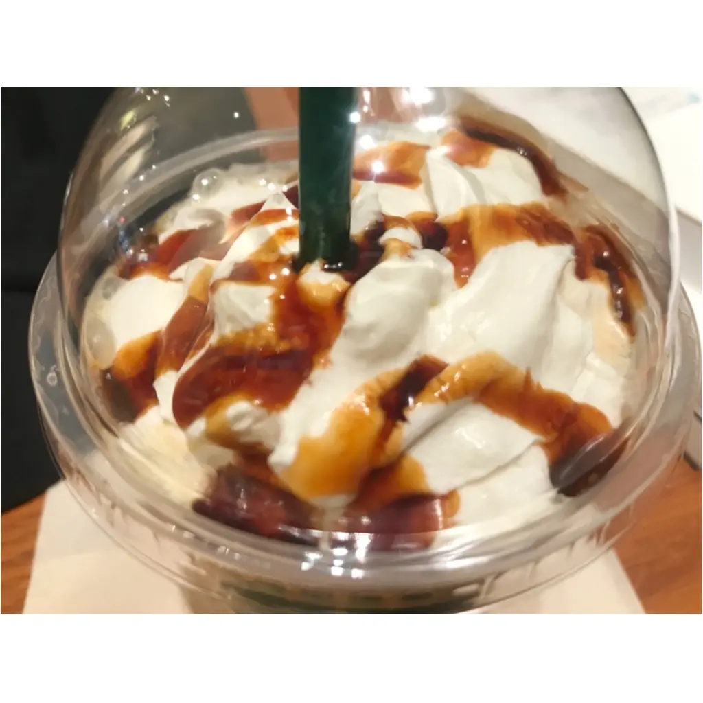 【スタバ新作】秋の訪れを知らせる"ご褒美感"MAXのパンプキンフレーバー!_2