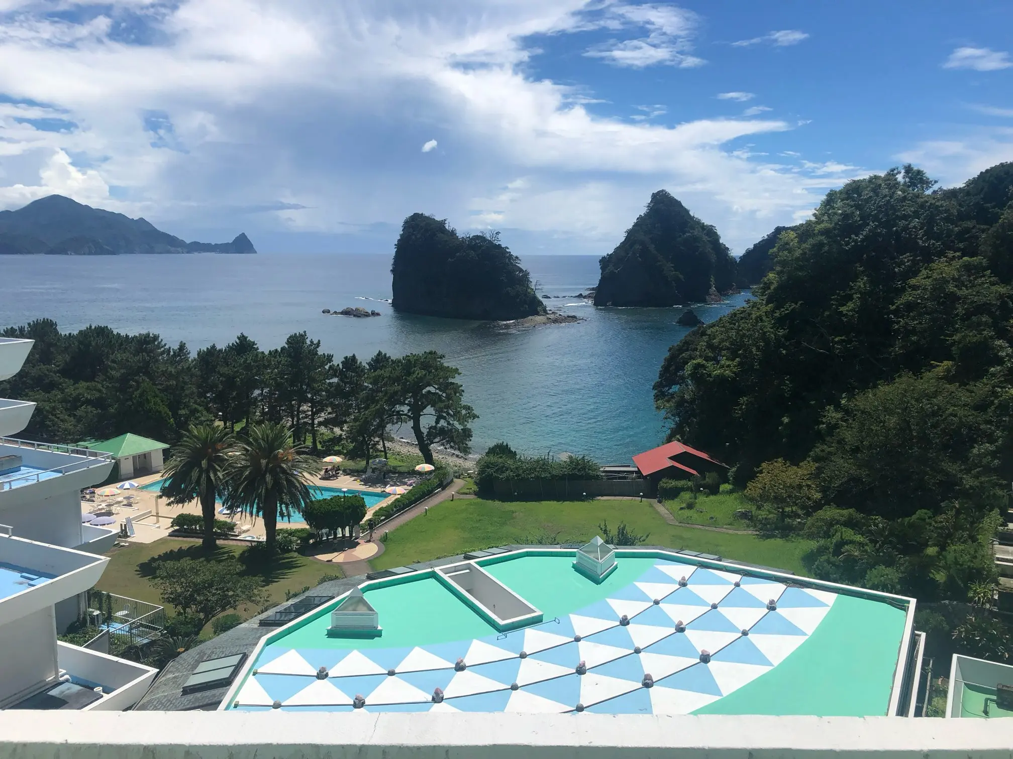 堂ヶ島温泉ホテルへ宿泊