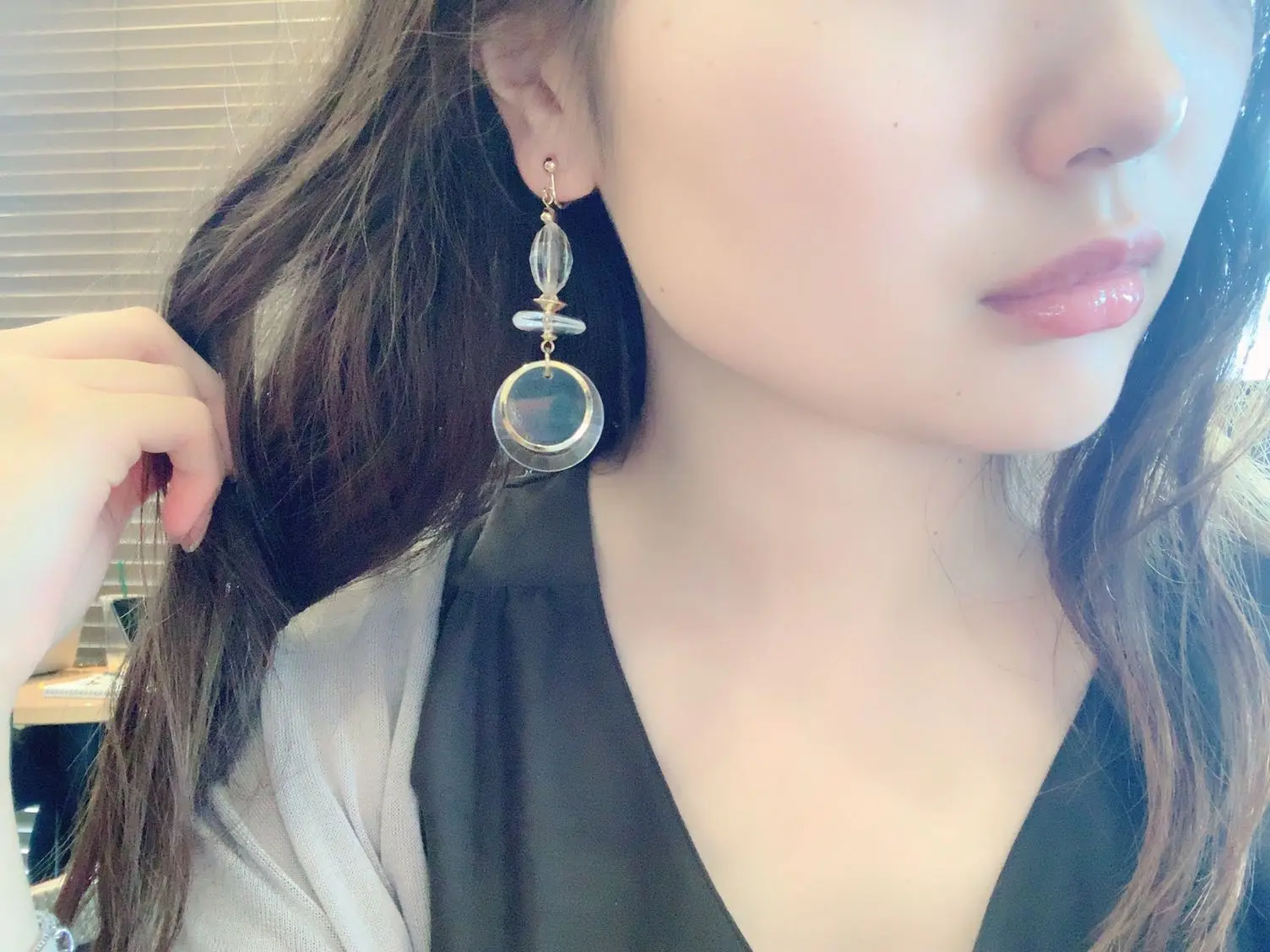 クリア×ゴールド《夏アクセ》きらきら大きめイヤリングの紹介❁_2