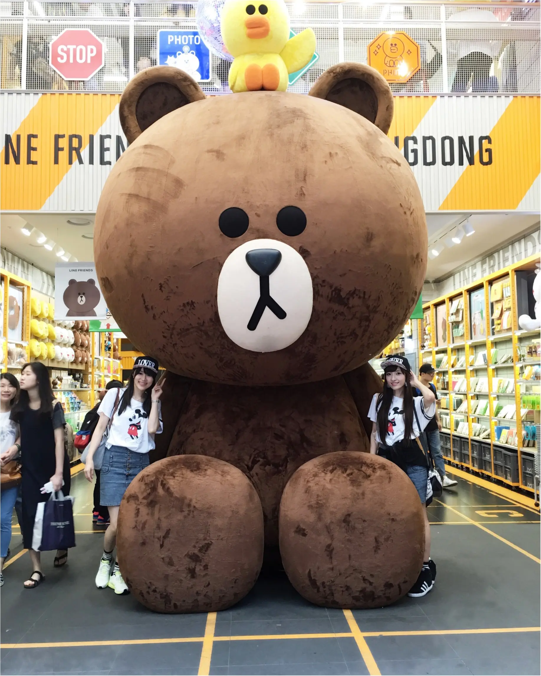 ♡【韓国大人気スポット‼︎】明洞のLINEグッズ専門店♡モアハピ◡̈のぞみ♡_9