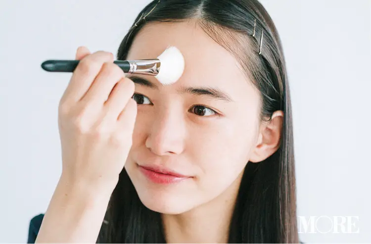 20代女子におすすめのベースメイク特集 - くま、毛穴、くすみ、ニキビなどのお悩みをカバーするテクニック・コスメまとめ_17