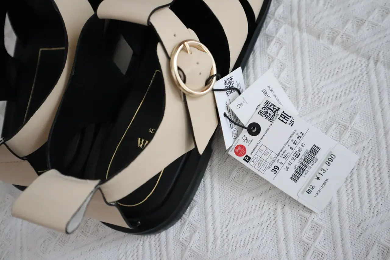 《SNSでバズり中❤️》見つけたらゲットして!【ZARA】話題のグルカサンダル☻_2