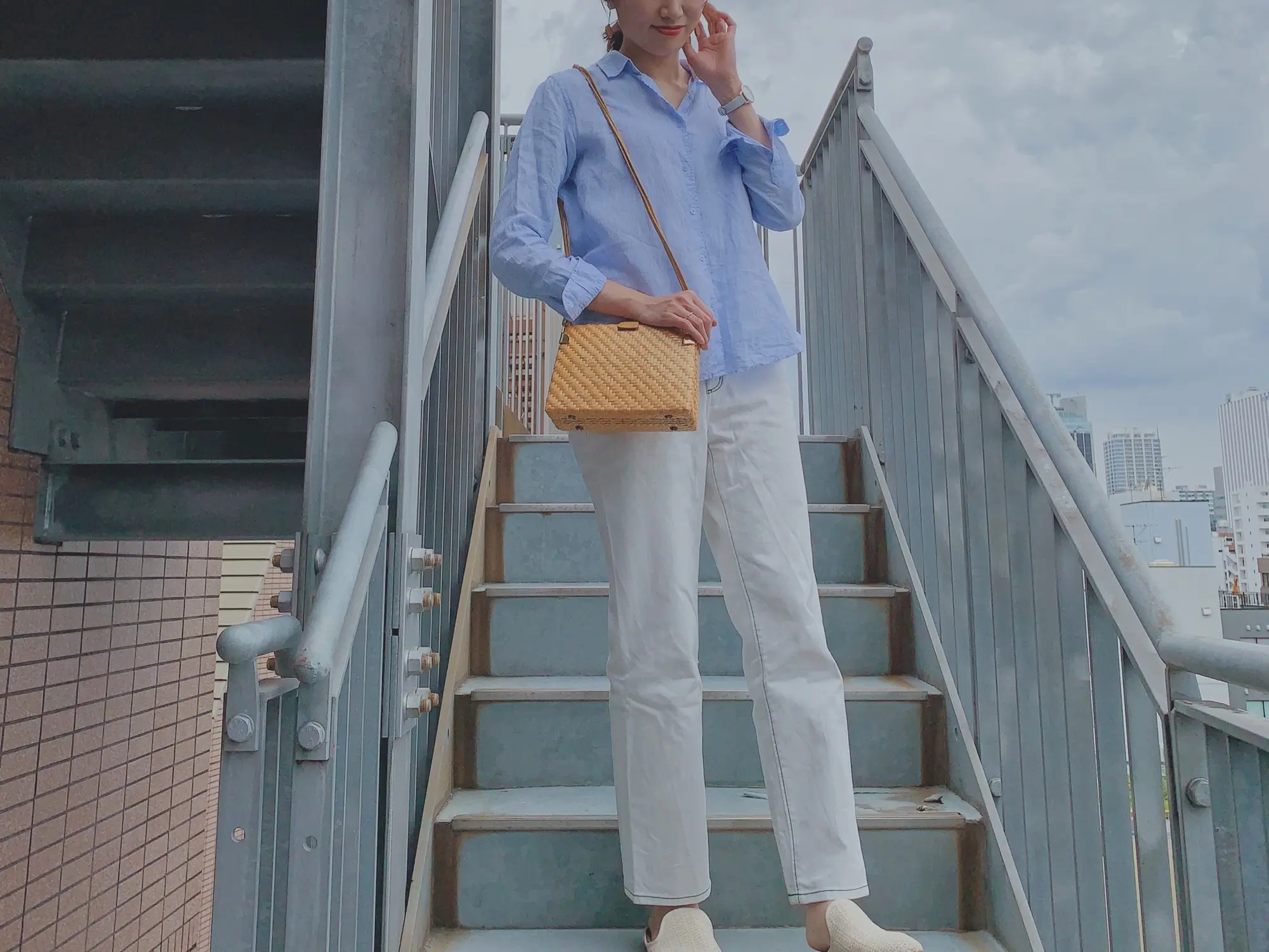 《毎年買い足す名品アイテム❤️》イロチ買い必至な【UNIQLO】プレミアムリネンシャツ☻_3