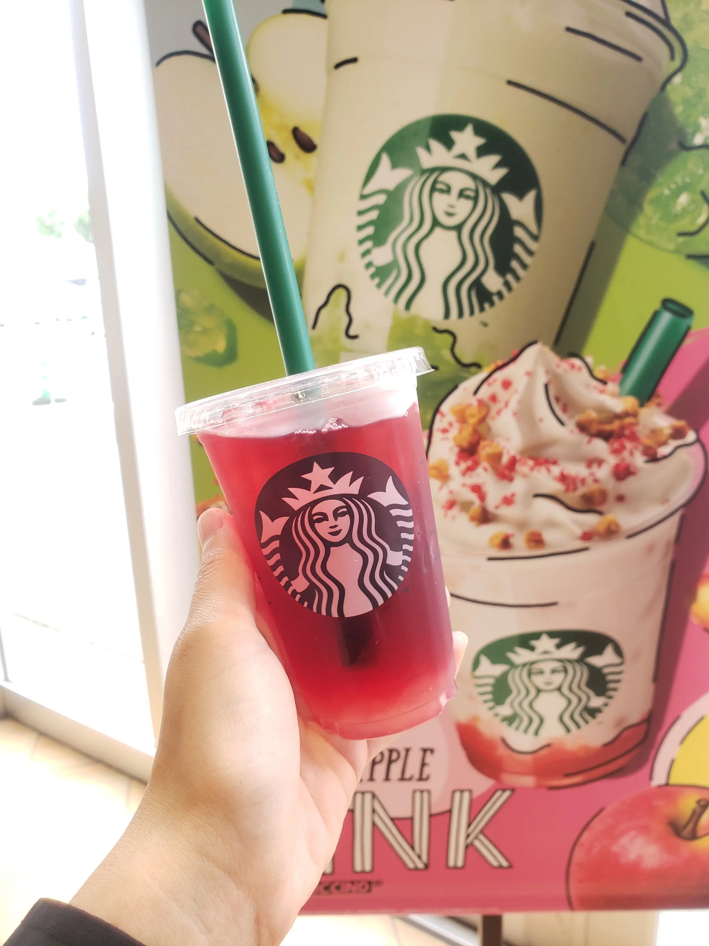 【スタバ】新作アイスティー☆PINKとGREENあなたはどっち?☆秋を先取り無料カスタマイズ_2