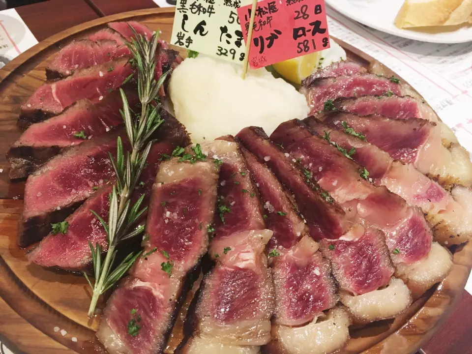 【肉好き女子必見】たらふく美味しい熟成肉を。_13
